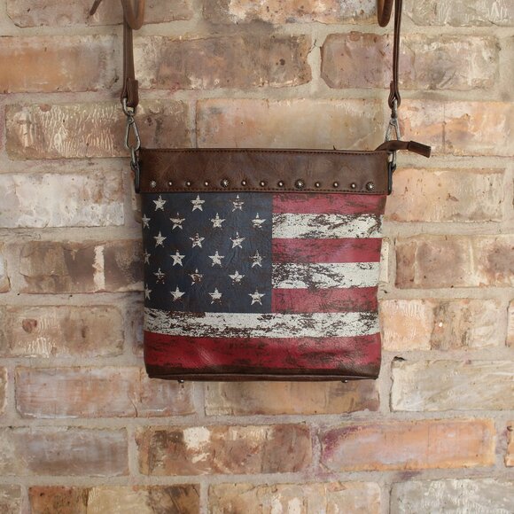 Shyanne Country Rustic American Flag Crossbody Concealed Weapon Bag - Picture 1 of 12